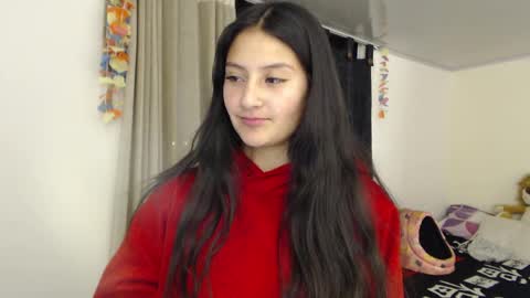 Snapshot of sami_ortiz chatting on 02.13.25 samamtha online show from 02.13.25