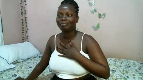 Snapshot of samiagirl22 chatting on 02.27.25 nina online show from 02.27.25