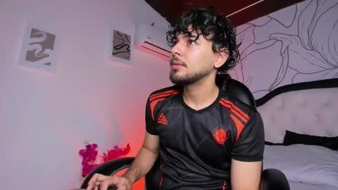 Snapshot of samir_bear chatting on 11.17.25 Samir online show from 11.17.25