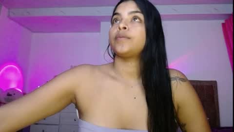 Danna dulce online show from 04.22.26