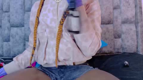 samirths_boy_ online show from 02.18.26