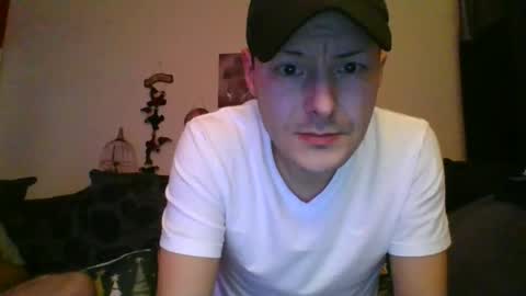 sexy lad looking for fun online show from 01.01.25