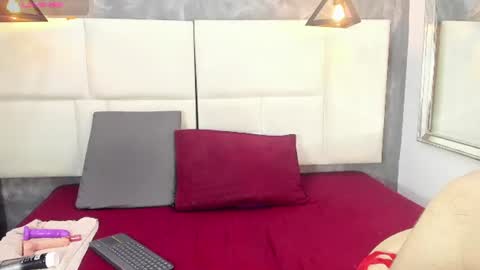 Snapshot of samm_angel chatting on 06.25.26 samm_angel online show from 06.25.26