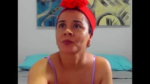 Snapshot of samm_hoti chatting on 10.08.25 sam online show from 10.08.25