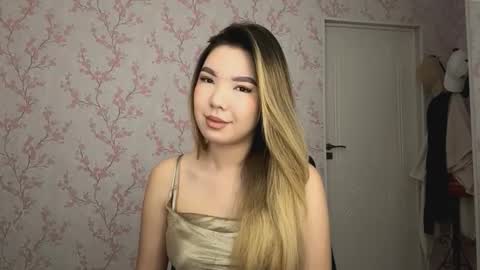 Elina online show from 02.25.26