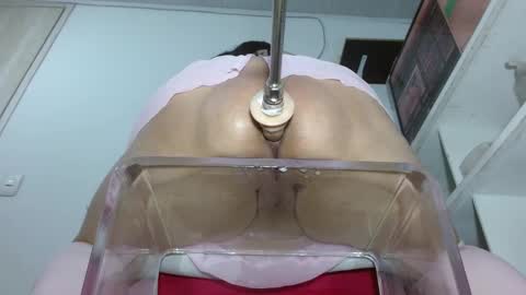 Snapshot of sammyevanss__ chatting on 02.17.25 SAMMY online show from 02.17.25