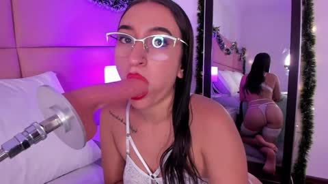 Snapshot of sammymorales chatting on 12.14.24 Sammy Morales online show from 12.14.24