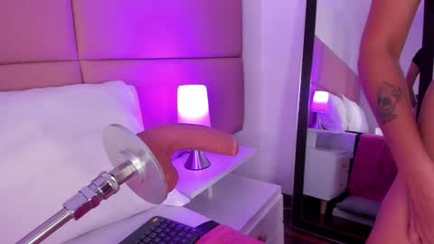 Snapshot of sammymorales chatting on 01.27.25 Sammy Morales online show from 01.27.25