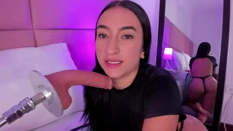 Snapshot of sammymorales chatting on 02.10.25 Sammy Morales online show from 02.10.25