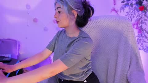   online show from 03.03.25