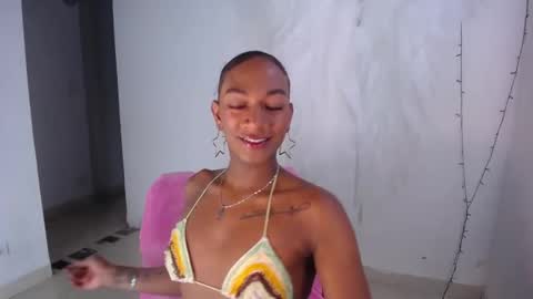 Snapshot of samny_doll369 chatting on 04.12.26 Samy doll online show from 04.12.26
