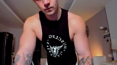 Snapshot of samuel_andrew chatting on 11.25.25 Samuel online show from 11.25.25