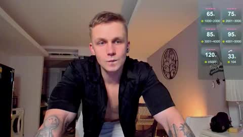 Snapshot of samuel_andrew chatting on 11.26.25 Samuel online show from 11.26.25