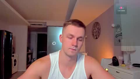 Snapshot of samuel_andrew chatting on 11.27.25 Samuel online show from 11.27.25