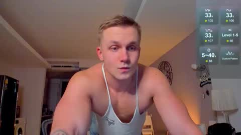 Snapshot of samuel_andrew chatting on 12.03.25 Samuel online show from 12.03.25