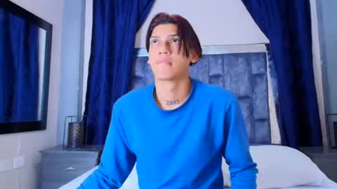 Snapshot of samuel_sincee chatting on 01.25.25 Samuel Sincee online show from 01.25.25