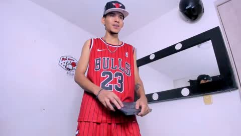   online show from 05.03.26