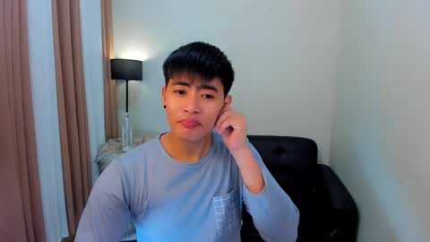 Snapshot of samuelangelo chatting on 12.18.24 Sam online show from 12.18.24