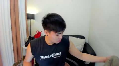 Snapshot of samuelangelo chatting on 12.26.24 Sam online show from 12.26.24