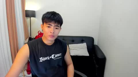 Snapshot of samuelangelo chatting on 12.26.24 Sam online show from 12.26.24