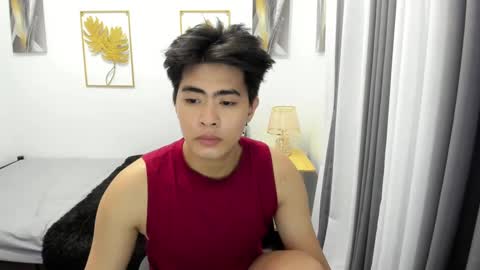 Snapshot of samuelangelo chatting on 03.12.25 Sam online show from 03.12.25