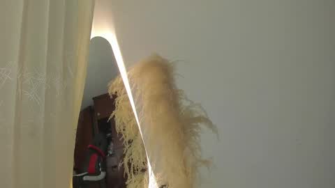 Snapshot of samy_jonnes_ chatting on 02.20.25 Hello I am absent due to a family calamity I will return soon-hola estoy ausente por un problema familiar volvere pronto. online show from 02.20.25