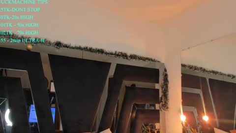 Snapshot of samy_ross_ chatting on 12.31.24 Find me at when im offline here. online show from 12.31.24