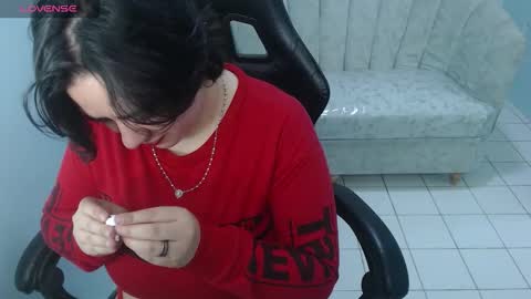 samythomas_t online show from 03.14.26