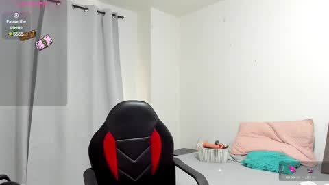 Sanddi  online show from 02.14.25