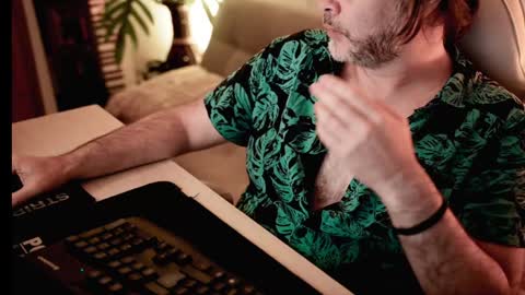 Sanders online show from 01.27.25