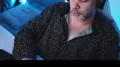 Sanders online show from 02.19.25