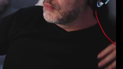 Sanders online show from 02.27.25