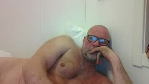 sandnesrune523 online show from 02.13.26