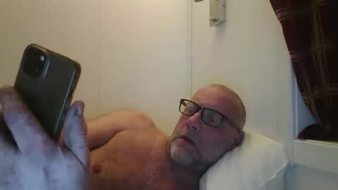 sandnesrune523 online show from 02.14.26