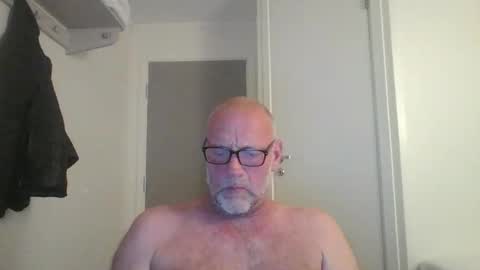 sandnesrune523 online show from 05.14.26