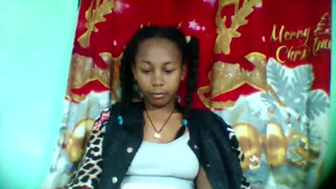 Snapshot of sandra1253099 chatting on 09.30.25 sandra1253099 online show from 09.30.25