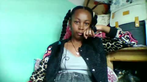 Snapshot of sandra1253099 chatting on 10.03.25 sandra1253099 online show from 10.03.25