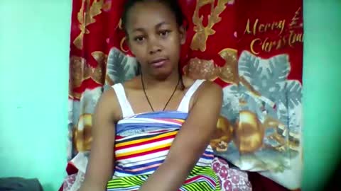 Snapshot of sandra1253099 chatting on 10.11.25 sandra1253099 online show from 10.11.25