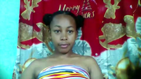 Snapshot of sandra1253099 chatting on 10.15.25 sandra1253099 online show from 10.15.25