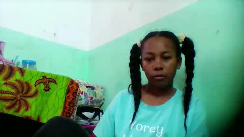 Snapshot of sandra1253099 chatting on 11.06.25 sandra1253099 online show from 11.06.25