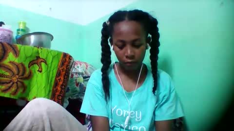 Snapshot of sandra1253099 chatting on 11.30.25 sandra1253099 online show from 11.30.25