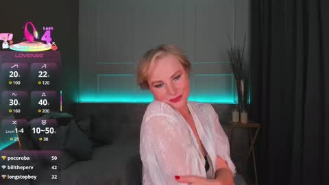 Snapshot of sandra_kind chatting on 02.25.25 Sandra online show from 02.25.25