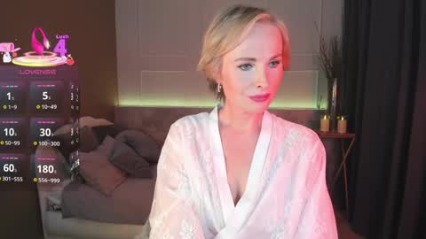 Snapshot of sandra_kind chatting on 03.05.25 Sandra online show from 03.05.25