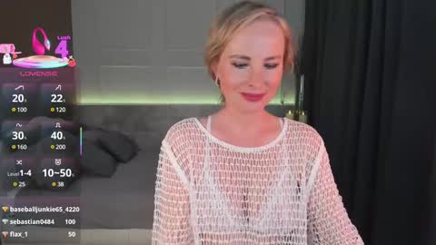 Snapshot of sandra_kind chatting on 03.06.25 Sandra online show from 03.06.25