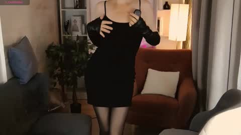 Snapshot of sandra_kind chatting on 09.21.25 Sandra online show from 09.21.25