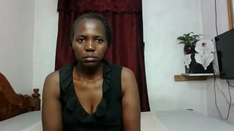 Snapshot of sandra_milly chatting on 11.16.25 sandra online show from 11.16.25