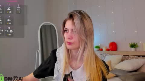 sandraa_anderson online show from 10.28.25