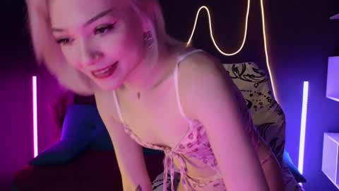 Sandy  online show from 02.07.25