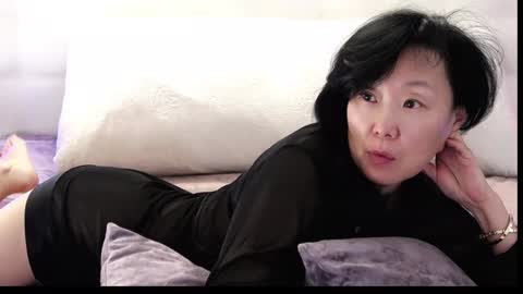 Snapshot of sandrami__ chatting on 01.27.25 Sandra online show from 01.27.25