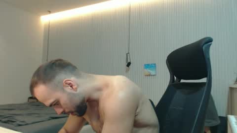 DeAlex online show from 10.05.25